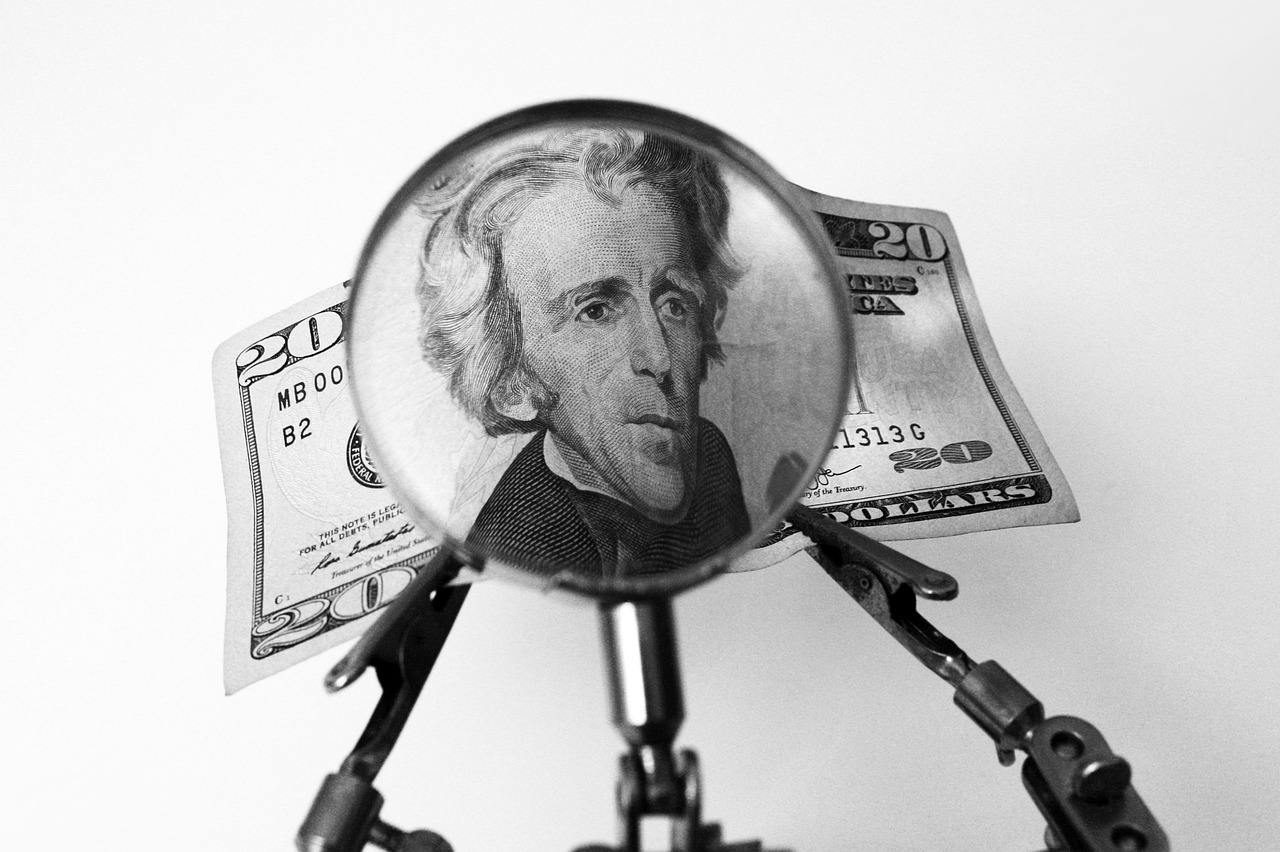Educação financeira começa simples e se encaixa no seu dia a dia sem drama nem fórmulas mágicas.